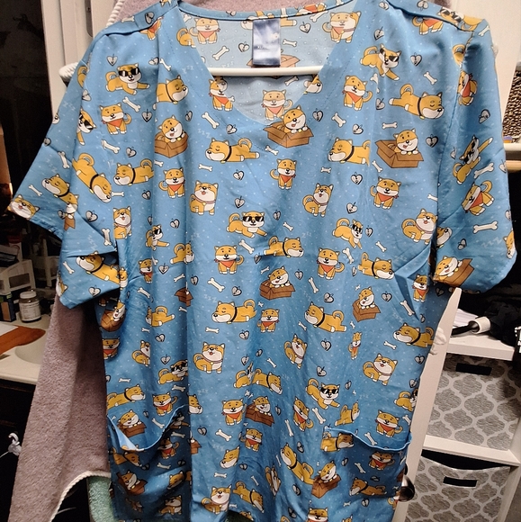 Zoe and Chloe Shiba Inu scrubs top - Picture 3 of 3